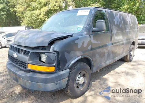 2005 Chevrolet Express z USA, uszkodzony, nr VIN 1GCGG25V851209501